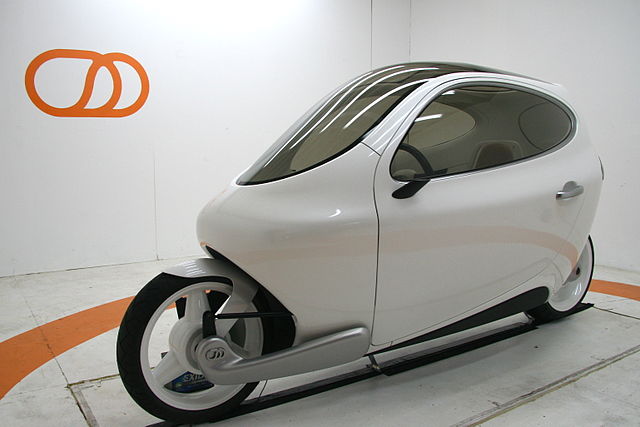 Electric Vehicle with 2 wheels